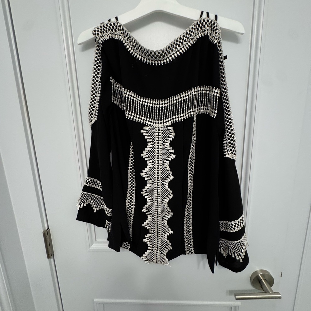 Karen Millen Black and White Women's Top